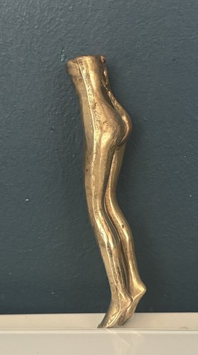 Casse noix bronze jambe - noix,