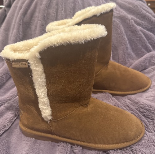 Women minnetonka moccasins - women’s,