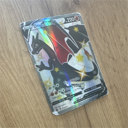 Carte pokémon dracaufeu - dracaufeu, v