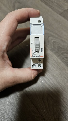 Legrand télérupteur 16a 250v - 16a,