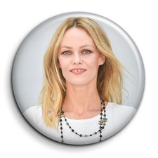 Vanessa paradis badge 38mm - 3,