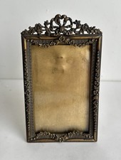 Ancien cadre miniature porte