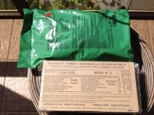 Lot de deux rations de combat