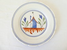 Assiette decorative en faience