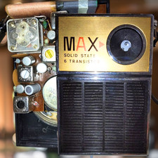 Vintage Transistor Radio AM