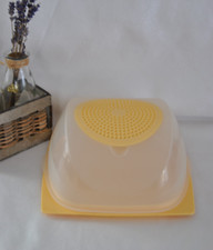 ?TUPPERWARE Cave à fromage Jaune Fromagère Boite 2 à 4 Petit Modèle 19 x 19 cm