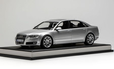 1/18 MotorHelix Audi A8 W12 De