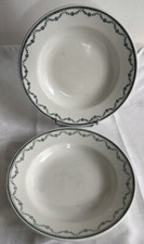 2 ASSIETTES CREUSES EN FAIENCE
