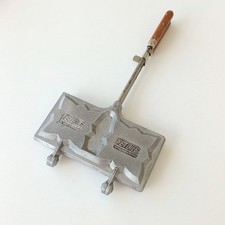 Appareil à Croque Monsieur ancien - modèle double  l'ETOILE Manche Marron