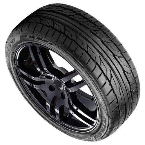 Nitto nt555 285 40r17 - 1,