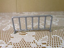 535Z Vintage Jouet Ancien 1 Barrière Vauban d' Origine en Plastique Gris