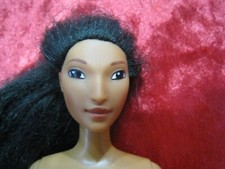 poupée Mattel Disney