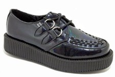 T. U. K.V8990 Tuk Viva