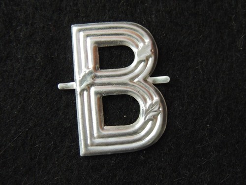 Ancienne lettre aluminium - lettre, b