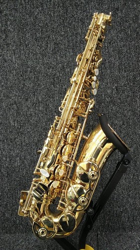 Conn saxophone alto or - saxophone,