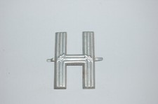 Ancienne Lettre H en aluminium