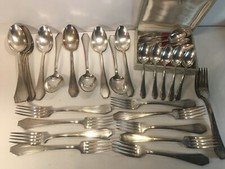 Ménagère en métal argenté