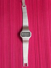 montre nepro quartz années70( rare) très bon état fonctionne