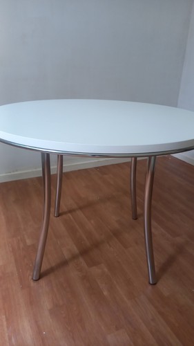 Table ronde structure métal - table,
