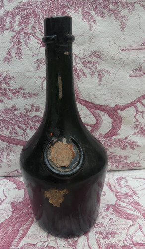Ancienne bouteille dom - -,