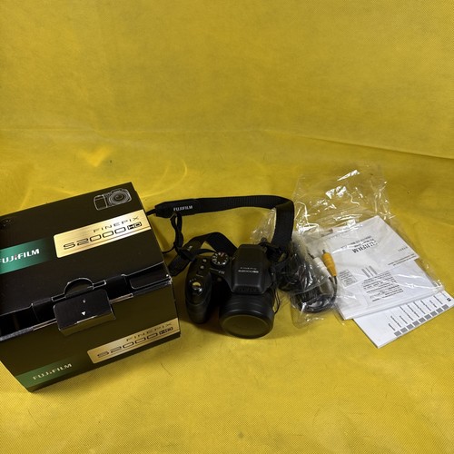 Fujifilm finepix s2000hd - fujifilm,
