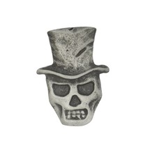 Broche Voodoo Skull En Étain