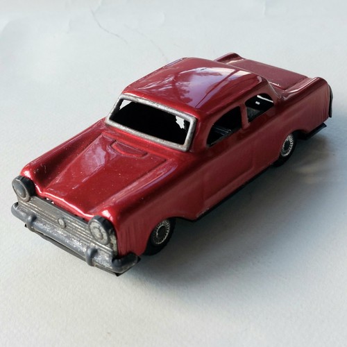 Miniature auto made japan - auto,