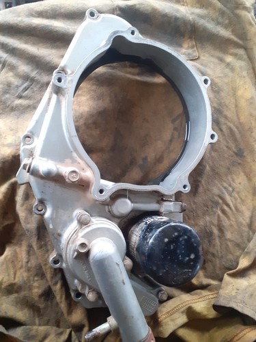Pompe eau carter embrayage - eau,