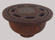 Ancienne bonde siphon en fonte