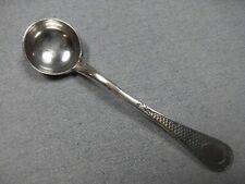 Cuillère à moutarde, argent massif minerve, Napoléon III, médaillon guillochée