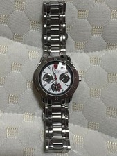 Montre analogique pour homme