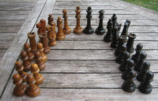 Ancien Pions de Jeu d'Echec en bois Complet