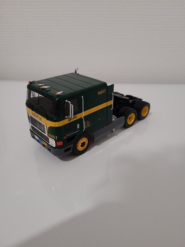 Ixo camion américain - américain, 1/43
