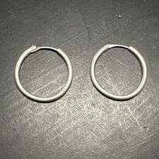 Ancienne Paire De Boucle