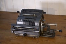 Ancienne calculatrice vintage