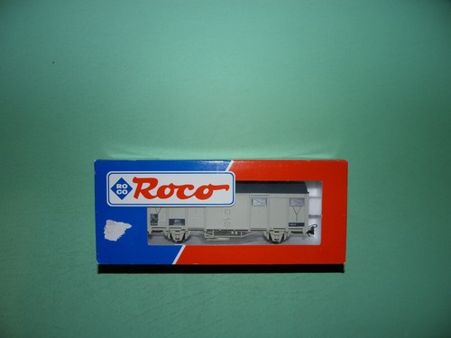 Roco wagon couvert - court, gris