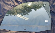 Vitre avant gauche origine MOPAR JEEP CHEROKEE KJ 2006 55360375AH