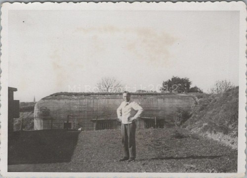 Photo ww2 soldat devant - photo,, ww2,