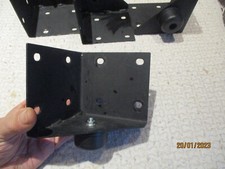 Base Acier Poteau Bois Toit