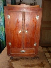 armoire ancienne poupee  1900
