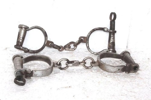 Menottes style ancien - , manilles