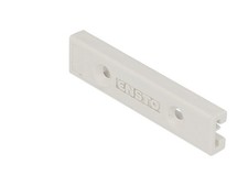 Agrafe de jonction de goulotte