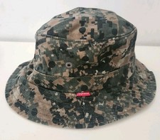 SS13 Supreme comme des Garcons