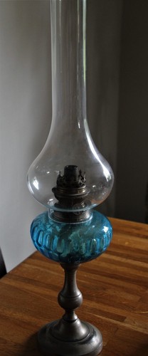 Belle lampe petrole - ,