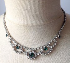 collier couleur argent