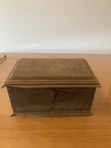 Ancien coffre bois fermant - coffre, en