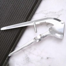 Presse-ail Construction