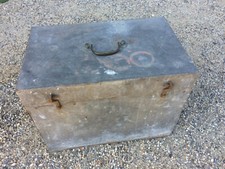Ancienne caisse en zinc riveté ancien outil vieux métier déco atelier usine