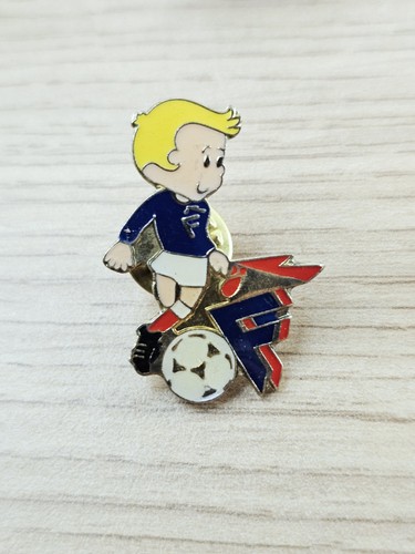 Pin officiel fédération - pin's,