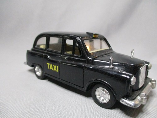 Ak922 welly taxi londonien ref - welly,